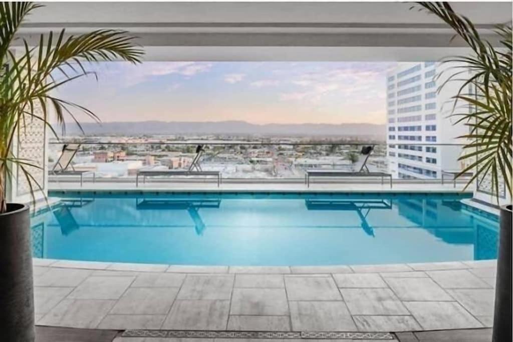 Ferienwohnung Heart Of Downtown Highrise City Views Phoenix Exterior foto